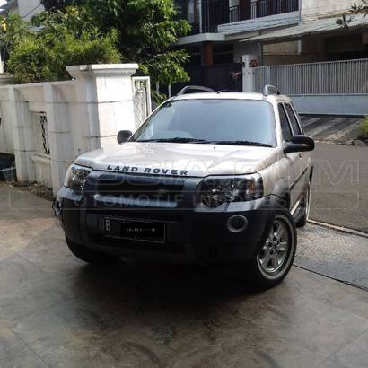 Dijual Mobil Bekas Jakarta Barat - Land Rover Freelander 