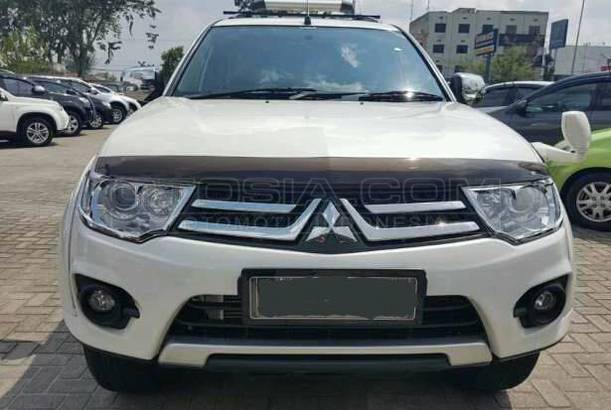 Dijual Mobil Bekas Malang - Mitsubishi Pajero 2014