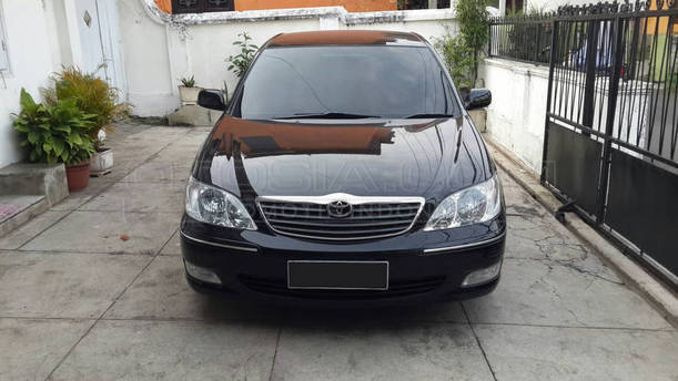 Dijual Mobil Bekas Malang - Toyota Camry 2004