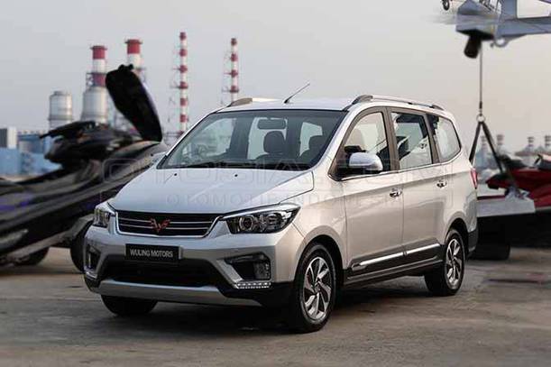 Dijual Mobil Bekas Surabaya - Wuling Confero 2018 