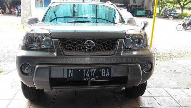 Jual Mobil Nissan X-Trail 2.4 St Bensin 2004 - Malang 