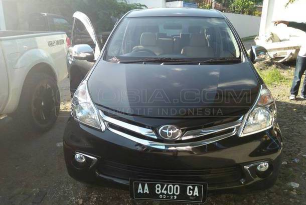 Dijual Mobil Bekas Yogyakarta - Toyota Avanza 2013