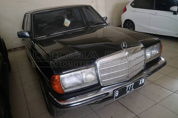 Jual Mobil  Mercedes Benz E Class 280 Bensin 1981 