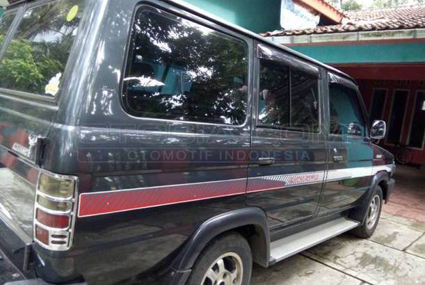 Dijual Mobil Bekas Jakarta Selatan - Toyota Kijang 1995 