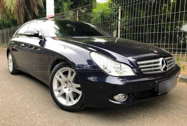 Dijual Mobil Bekas Jakarta Pusat - Mercedes Benz CLS 2008 