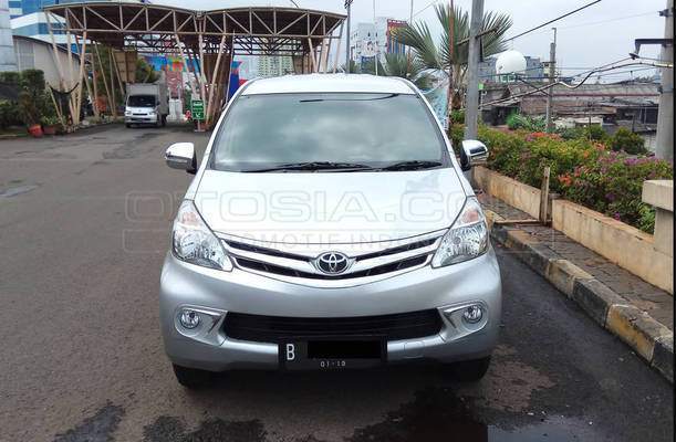 65 Gambar Mobil New Avanza 2013 Gratis Terbaru