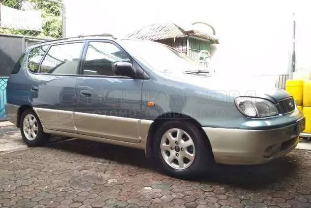 Dijual Mobil Bekas Jakarta Selatan - KIA Carens 2000