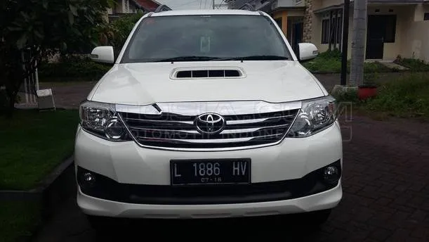 Dijual Mobil Bekas Malang - Toyota Fortuner, 2013
