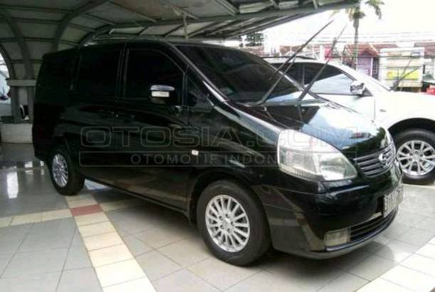 Dijual Mobil Bekas Jakarta Selatan - Nissan Serena 2012