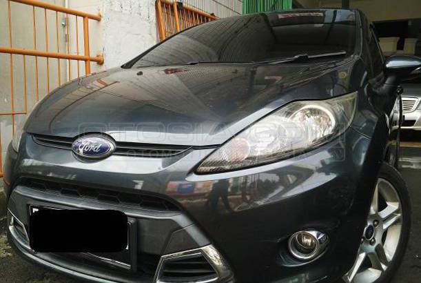 Dijual Mobil Bekas Jakarta Selatan - Ford Fiesta 2013