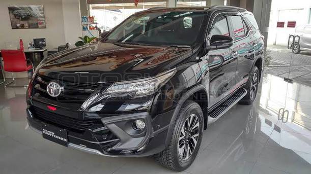 Dijual Mobil Bekas Surabaya - Toyota Fortuner 2018 