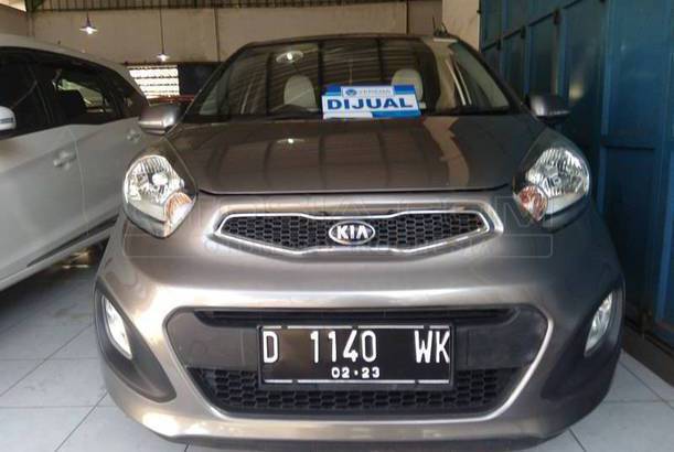 Dijual Mobil Bekas Bandung - KIA Picanto 2013