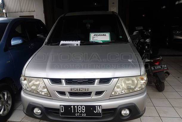 Dijual Mobil Bekas Bandung - Isuzu Panther 2007 Otosia.com