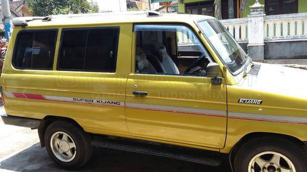 Jual Mobil Toyota Kijang Astra Long Bensin 1987 - Malang 