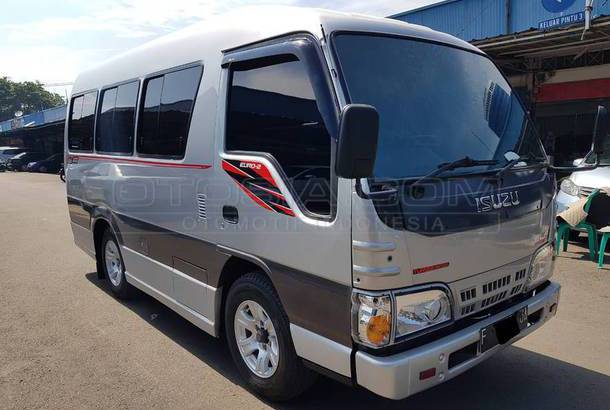 Dijual Mobil Bekas Bandung - Isuzu Elf 2013 Otosia.com