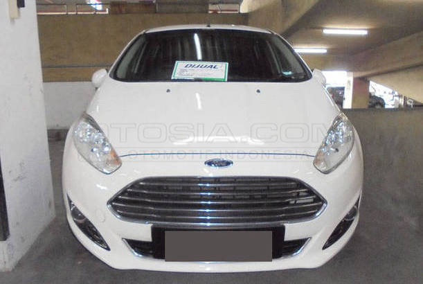 Dijual Mobil Bekas Jakarta Utara - Ford Fiesta, 2013 