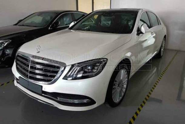 Dijual Mobil Bekas Jakarta Selatan - Mercedes Benz S-Class 