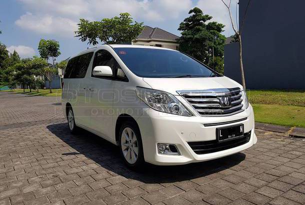 Dijual Mobil  Bekas  Surabaya Toyota Alphard  2012 