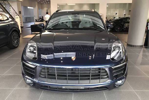 Dijual Mobil Bekas Jakarta Selatan - Porsche Macan 2018