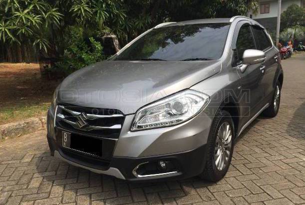 Dijual Mobil Bekas Jakarta Selatan - Suzuki SX4 2017