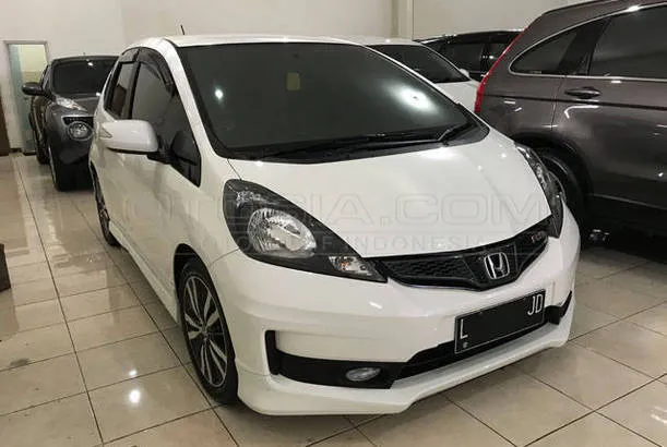 Dijual Mobil Bekas Malang - Honda Jazz 2013