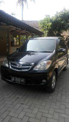 Dijual Mobil Bekas Yogyakarta - Daihatsu Xenia 2009 