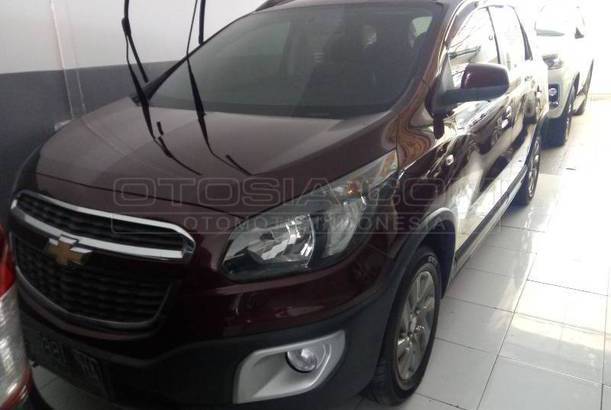 Dijual Mobil Bekas Surabaya - Chevrolet Spin 2014