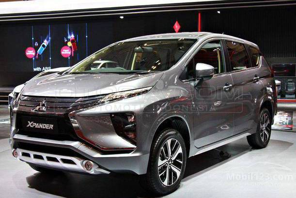  Dijual  Mobil  Bekas  Surabaya Mitsubishi Xpander  2021 