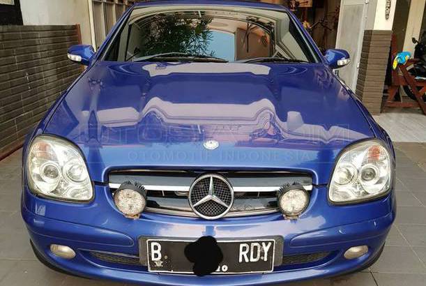  Dijual  Mobil Bekas Jakarta Pusat  Mercedes Benz SLK 2000 