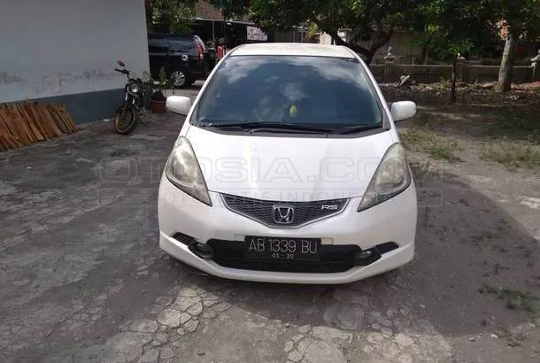 Dijual Mobil Bekas Yogyakarta Honda Jazz 2008