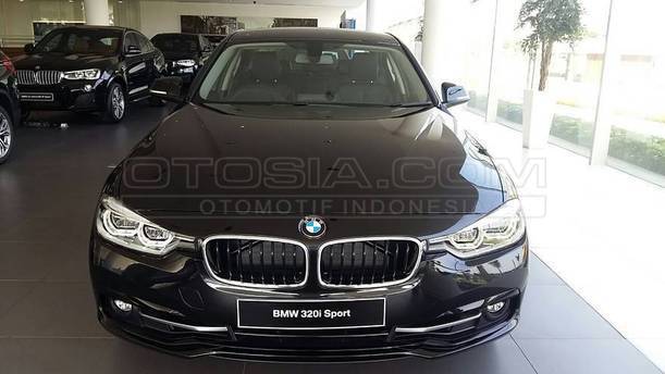 Dijual Mobil Bekas Tangerang - BMW 3 2018 Otosia.com