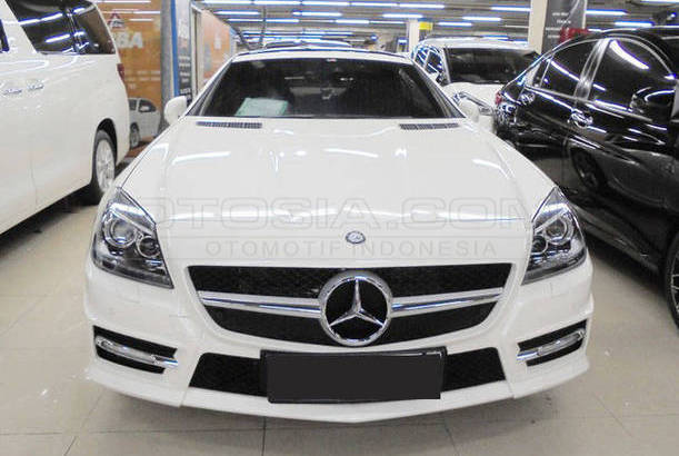 Dijual Mobil Bekas Jakarta Utara - Mercedes Benz SLK 2012 