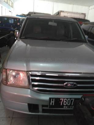 Dijual Mobil Bekas Semarang - Ford Everest 2006