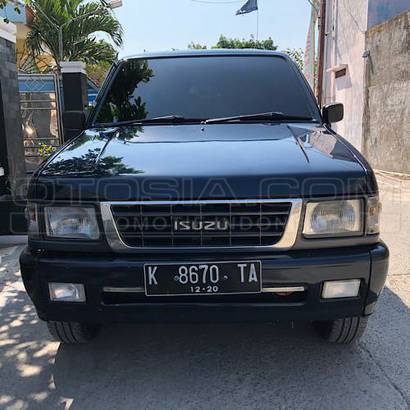 Dijual Mobil Bekas Solo - Isuzu Panther 2000