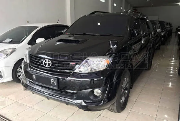 Dijual Mobil Bekas Malang - Toyota Fortuner, 2015  Otosia.com
