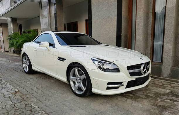 Dijual Mobil Bekas Jakarta Selatan - Mercedes Benz SLK 2012