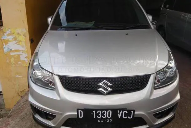 Dijual Mobil Bekas Bandung - Suzuki SX4 2012 Otosia.com