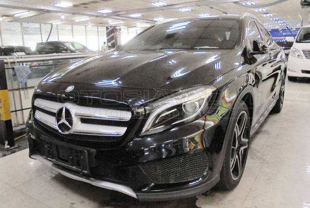 Dijual Mobil Bekas Jakarta Utara - Mercedes Benz GLA 2015 