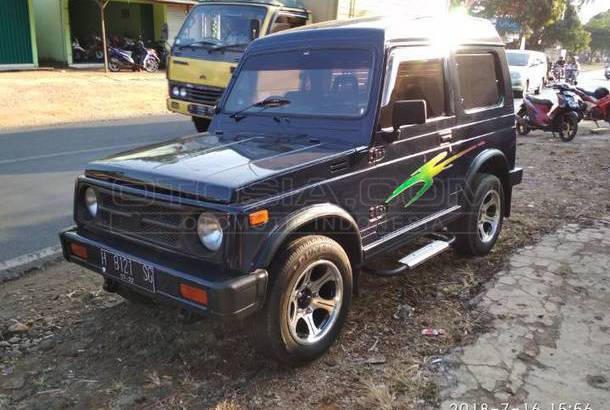 Jual Mobil Suzuki Katana GX Bensin 1997 - Semarang 