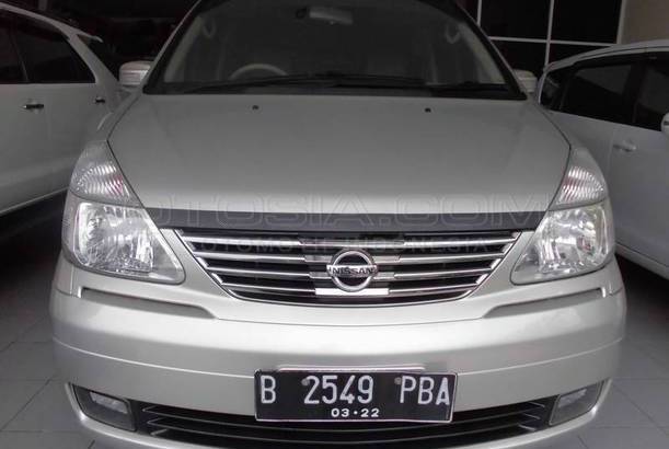 Dijual Mobil Bekas Tangerang - Nissan Serena 2007 