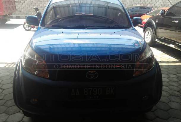 Dijual Mobil Bekas Yogyakarta - Toyota Rush 2007