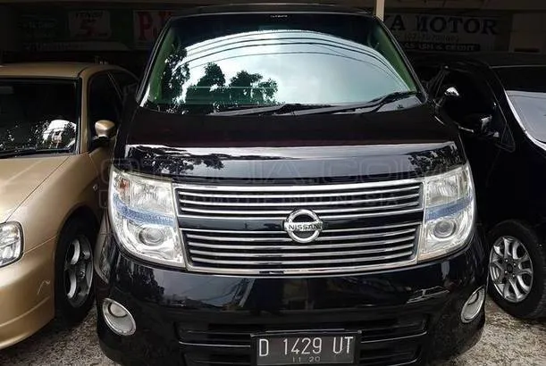 Dijual Mobil Bekas Bandung - Nissan Elgrand 2008 Otosia.com