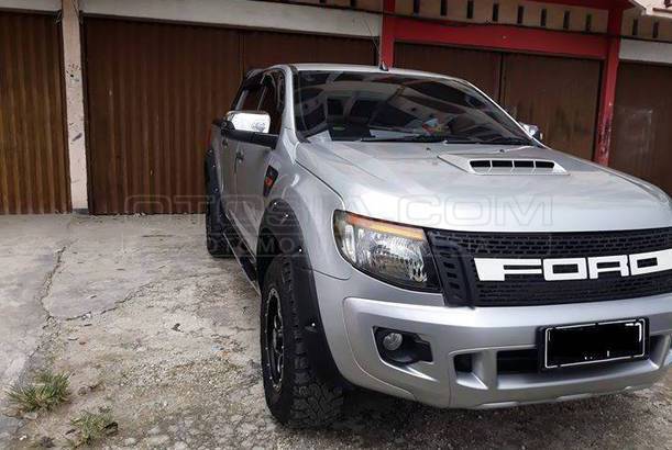 Dijual Mobil Bekas Denpasar - Ford Ranger 2013 Otosia.com