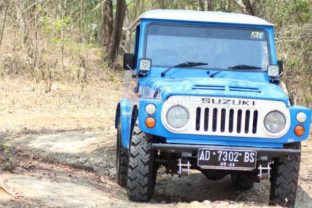 Dijual Mobil Bekas Solo - Suzuki Jimny, 1981  Otosia.com