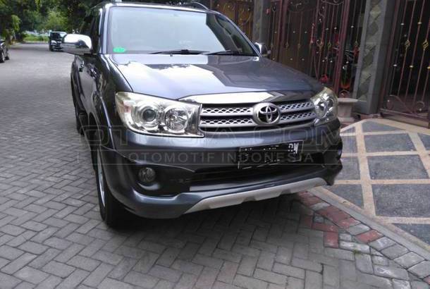 Dijual Mobil Bekas Surabaya - Toyota Fortuner G, 2008 