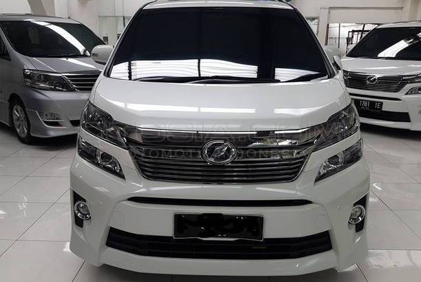 Dijual Mobil Bekas Bandung - Toyota Vellfire 2013 