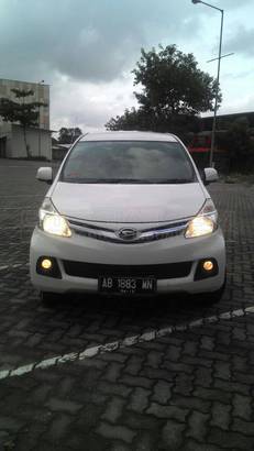  Dijual  Mobil  Bekas  Yogyakarta  Daihatsu Xenia  2014 