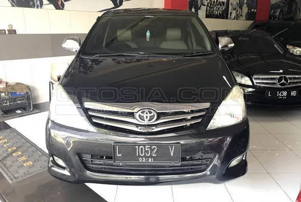 Jual Mobil Toyota Kijang Innova G 2.0 Bensin Bensin 2010 