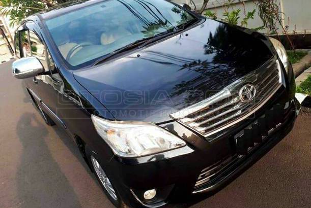 Dijual Mobil Bekas Bandung - Toyota Kijang Innova 2011 