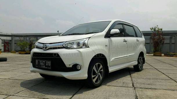 Dijual Mobil Bekas Surabaya - Toyota Avanza, 2015  Otosia.com